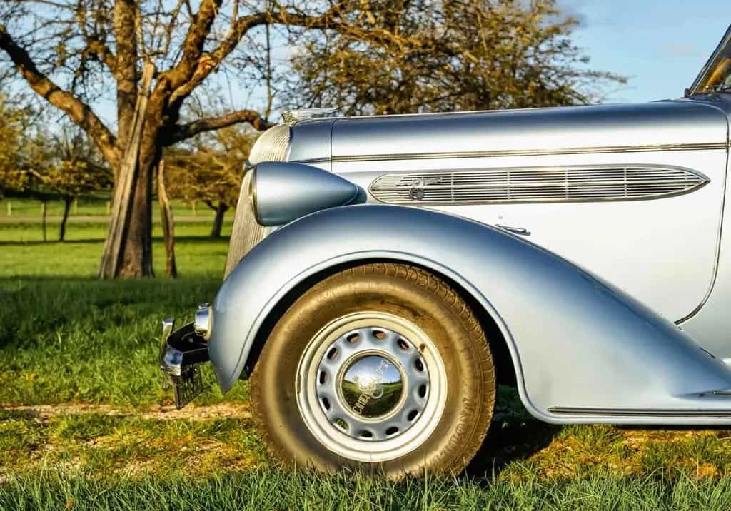 Chrysler Airstream Super Eight C8 Deluxe 09/1936-photo-3