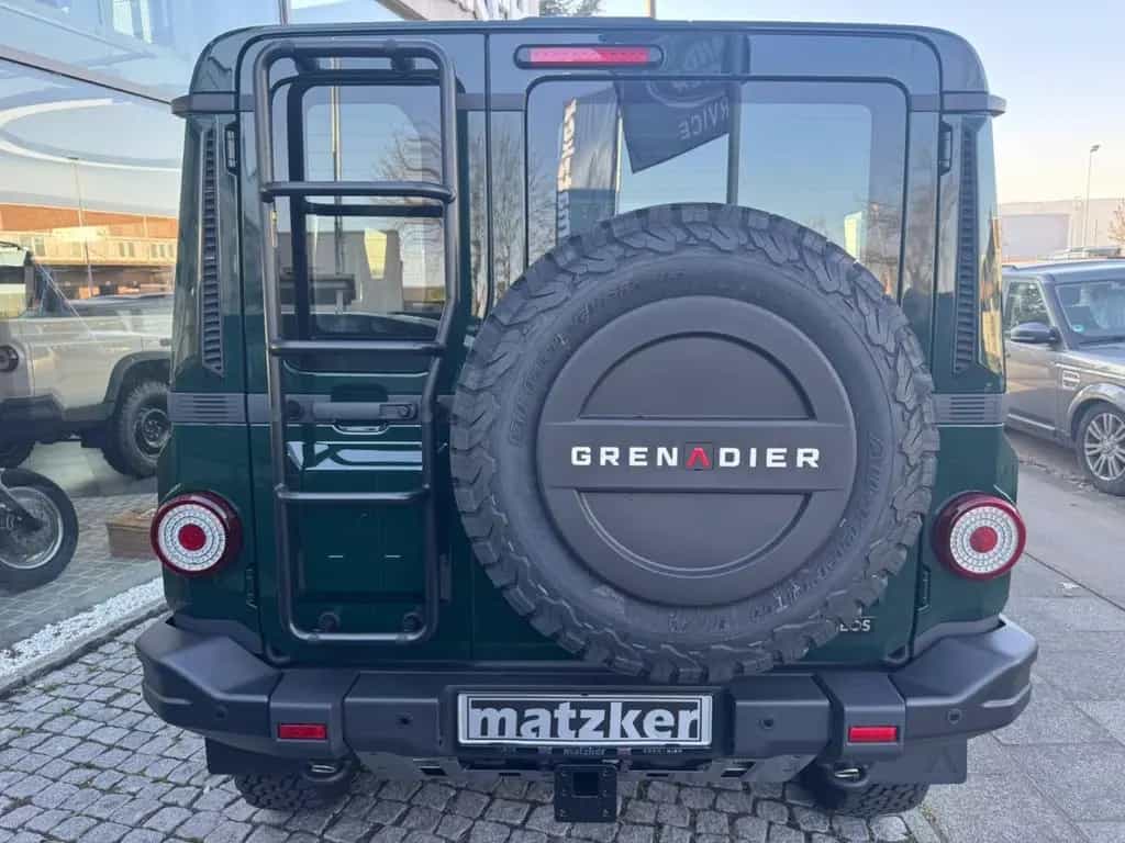 INEOS Grenadier SW 3.0 Benzin Trialmaster MJ 2026 null-photo-4