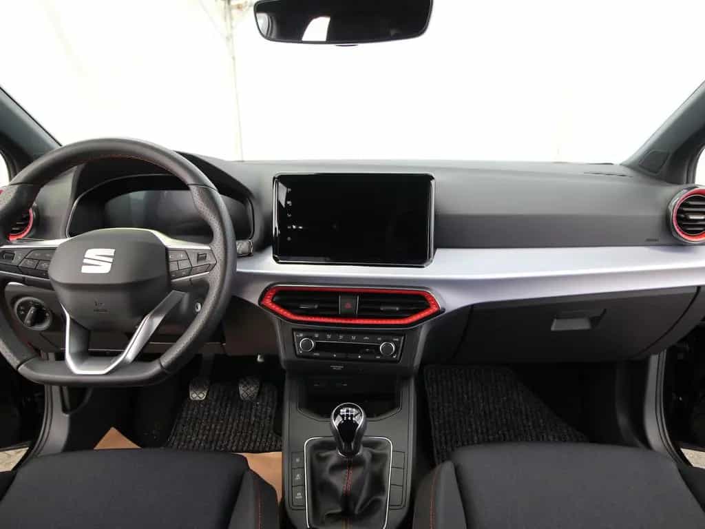 Seat Ibiza TSI OPF FR Sport NAVI+LED+WINTER-PAKET+ALU 05/2025-photo-10