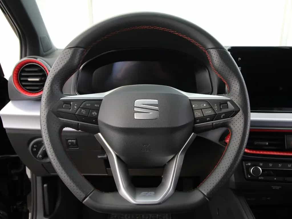 Seat Ibiza TSI OPF FR Sport NAVI+LED+WINTER-PAKET+ALU 05/2025-photo-18
