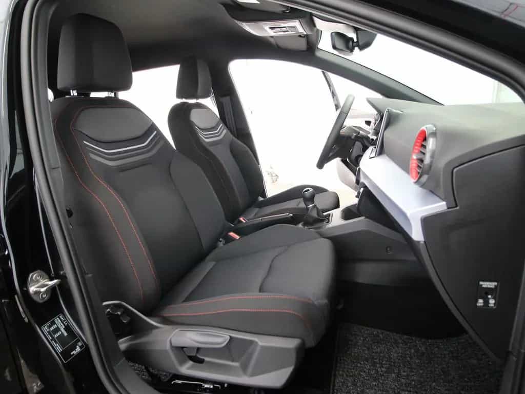 Seat Ibiza TSI OPF FR Sport NAVI+LED+WINTER-PAKET+ALU 05/2025-photo-20