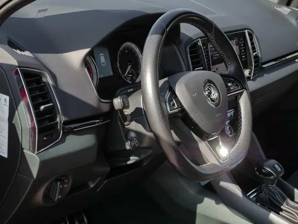 Skoda Karoq Sportline 2.0 TSI 4x4 NAVI|RFK|LED|VZE 02/2019-photo-17