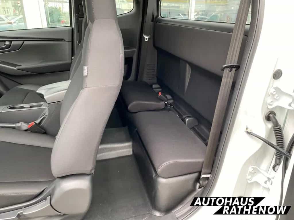 Isuzu D-Max Space Cab 4WD L 1.9 TD Spurhalteass. Verke null-photo-10