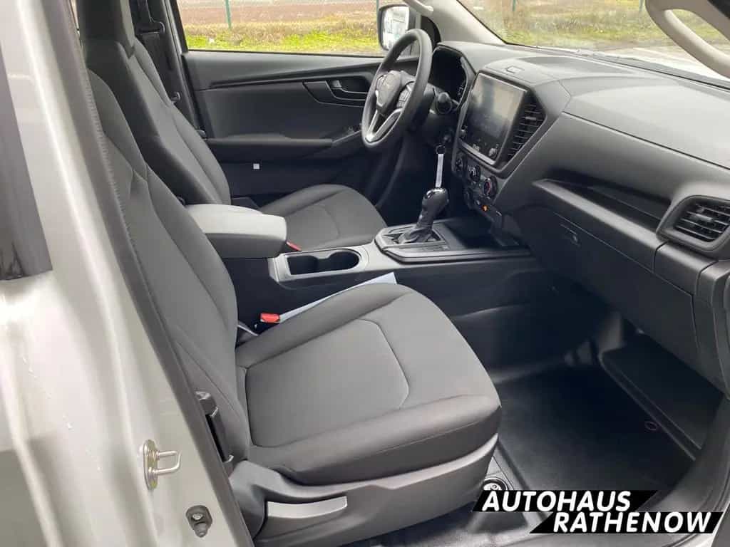 Isuzu D-Max Space Cab 4WD L 1.9 TD Spurhalteass. Verke null-photo-11