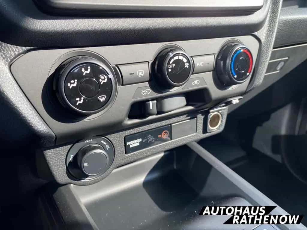 Isuzu D-Max Space Cab 4WD L 1.9 TD Spurhalteass. Verke null-photo-22