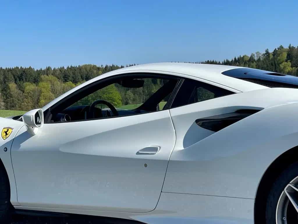 Ferrari F8 Tributo*1.HAND*LIFT*RACINGSITZE*NW-Garantie* 04/2022-photo-21
