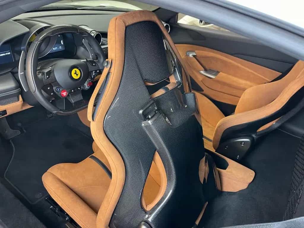 Ferrari F8 Tributo*1.HAND*LIFT*RACINGSITZE*NW-Garantie* 04/2022-photo-27