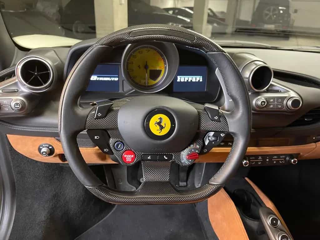 Ferrari F8 Tributo*1.HAND*LIFT*RACINGSITZE*NW-Garantie* 04/2022-photo-38