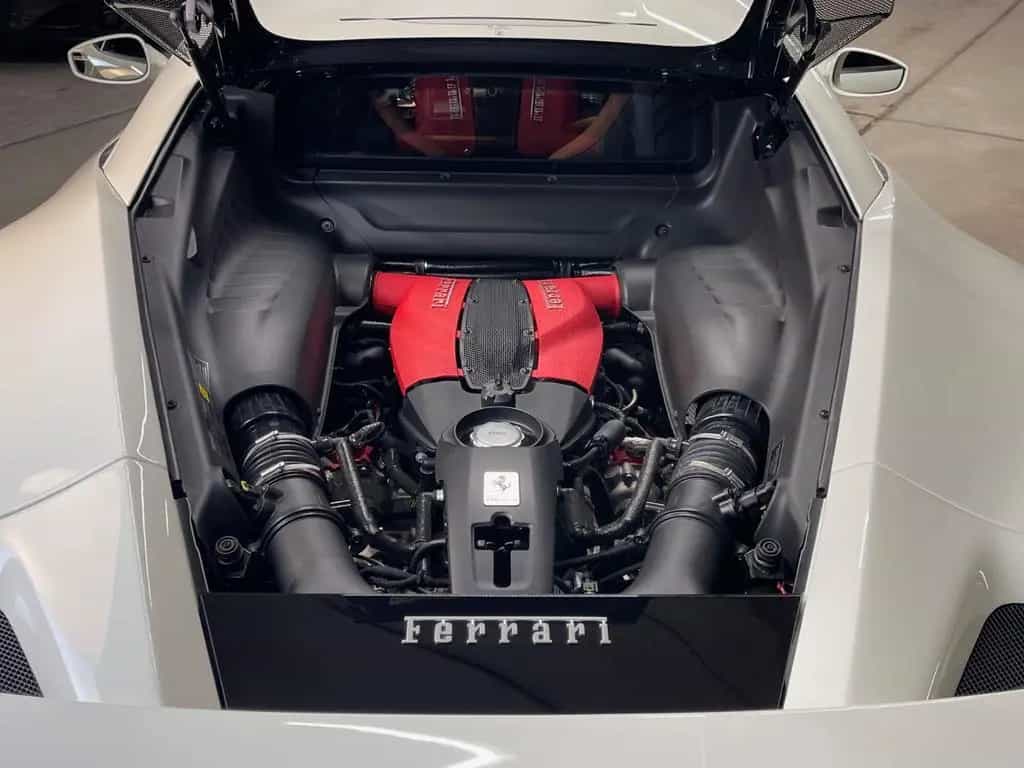 Ferrari F8 Tributo*1.HAND*LIFT*RACINGSITZE*NW-Garantie* 04/2022-photo-45