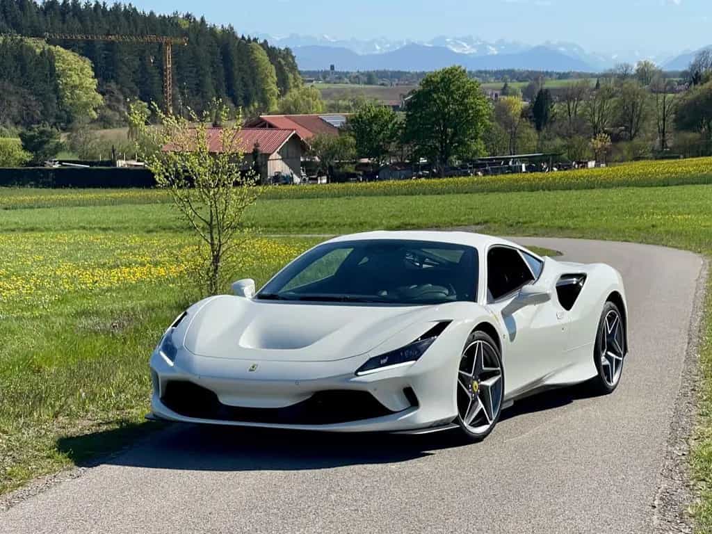 Ferrari F8 Tributo*1.HAND*LIFT*RACINGSITZE*NW-Garantie* 04/2022-photo-7