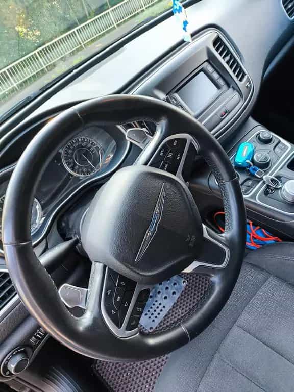 Chrysler 200 07/2019-photo-5