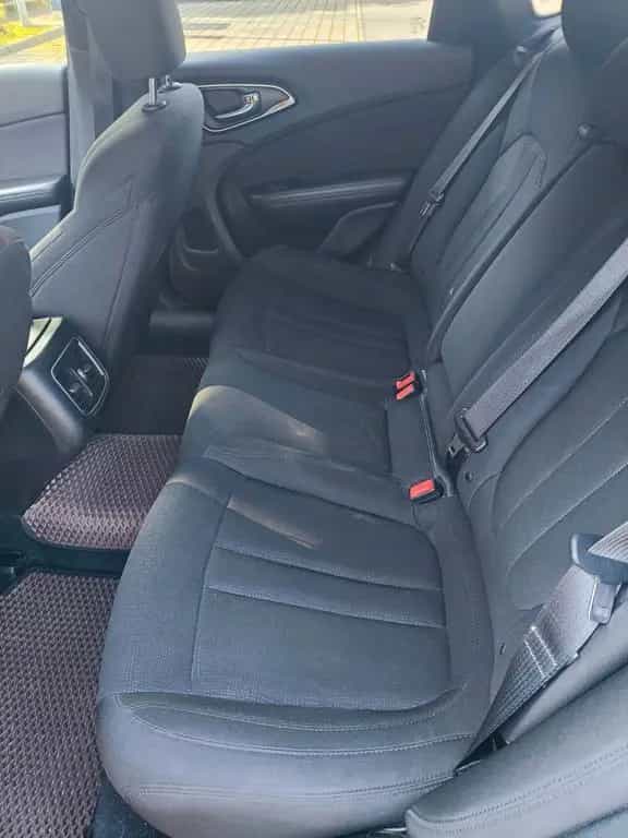 Chrysler 200 07/2019-photo-7