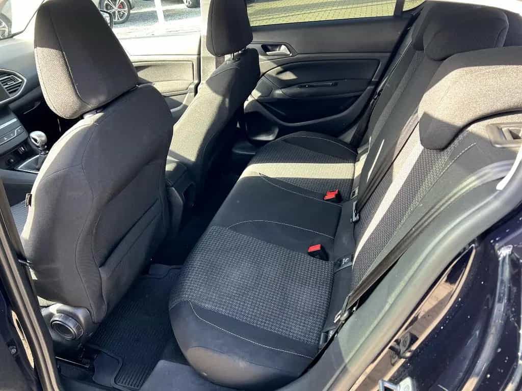 Peugeot 308 1.2 e-THP PureTech 130 Active *Navi Sitzh.* 04/2019-photo-10
