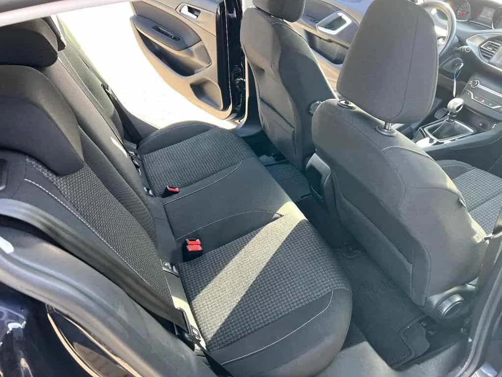 Peugeot 308 1.2 e-THP PureTech 130 Active *Navi Sitzh.* 04/2019-photo-13