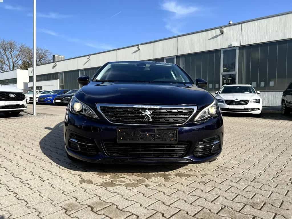 Peugeot 308 1.2 e-THP PureTech 130 Active *Navi Sitzh.* 04/2019-photo-4