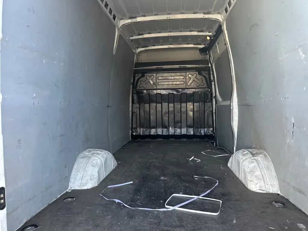 Iveco ANDERE Daily Kasten 3,0 MOTOR 12/2019-photo-6