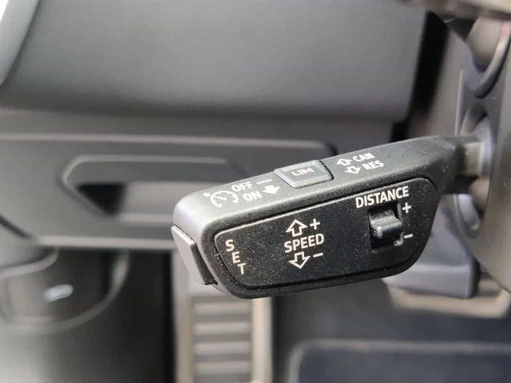 Audi A6 Avant 55 TFSI qu. S line RFK*LED*Pano*HuD 12/2022-photo-23