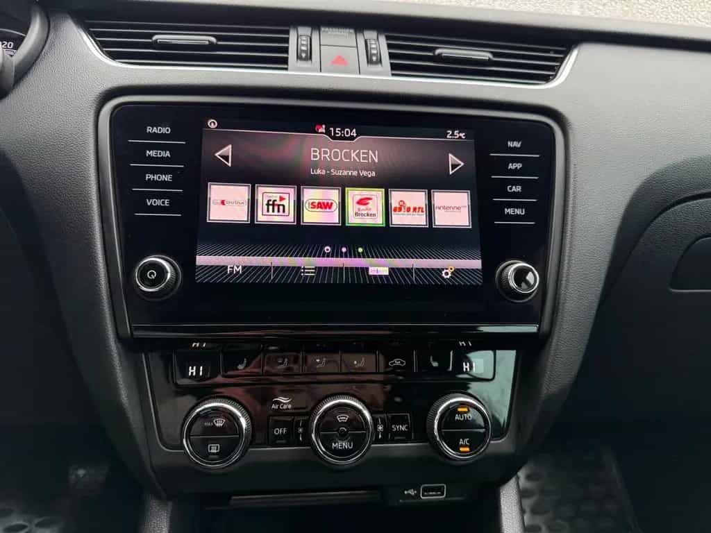 Skoda Octavia Combi 1.5 TSI AHK,Navi,LED,Sitzheizung 02/2019-photo-12