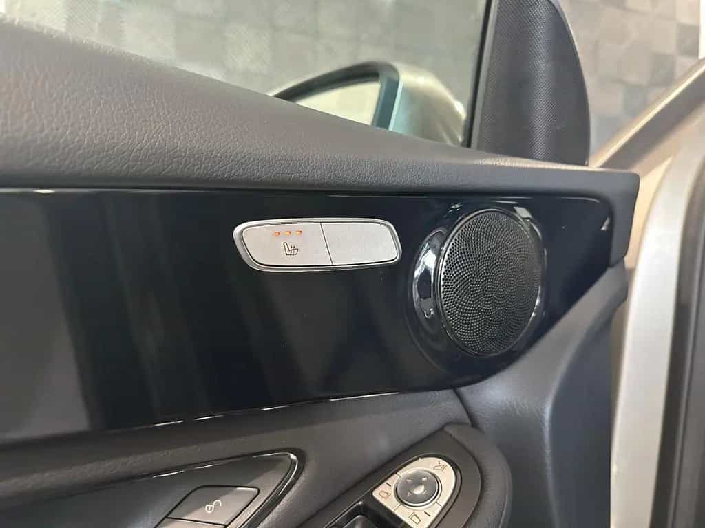 Mercedes-Benz GLC 220 d 4Ma.*EXCLUSIVE*LED-TEMPO-SHZ-LEDER-PDC 04/2019-photo-21