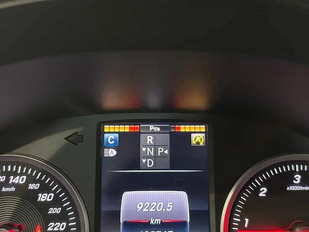 Mercedes-Benz GLC 220 d 4Ma.*EXCLUSIVE*LED-TEMPO-SHZ-LEDER-PDC 04/2019-photo-33