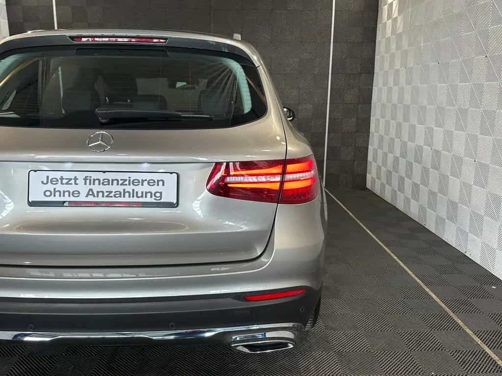 Mercedes-Benz GLC 220 d 4Ma.*EXCLUSIVE*LED-TEMPO-SHZ-LEDER-PDC 04/2019-photo-7