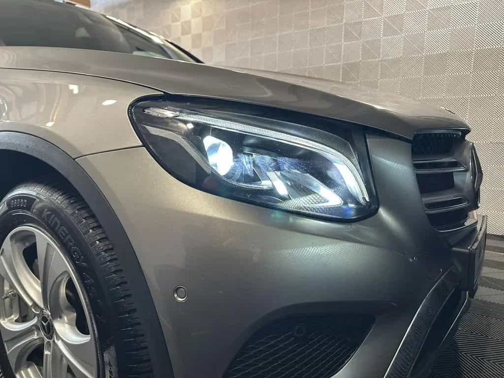 Mercedes-Benz GLC 220 d 4Ma.*EXCLUSIVE*LED-TEMPO-SHZ-LEDER-PDC 04/2019-photo-9