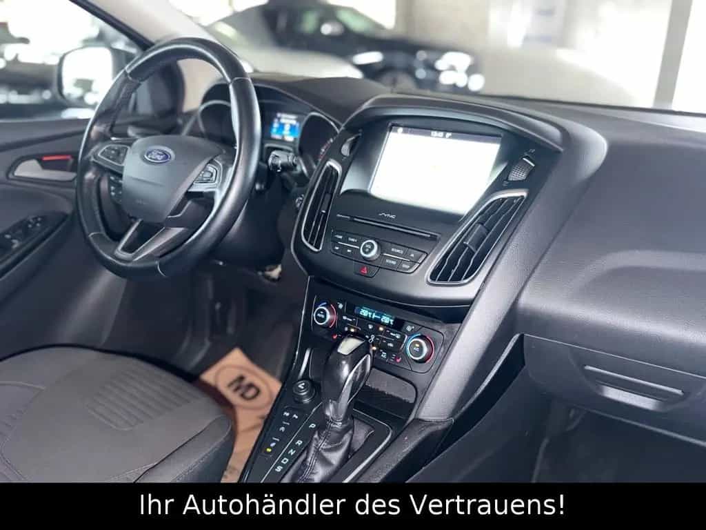 Ford Focus Turnier Titanium*Automatik*Keyl*RFK*NAVI* 03/2018-photo-9