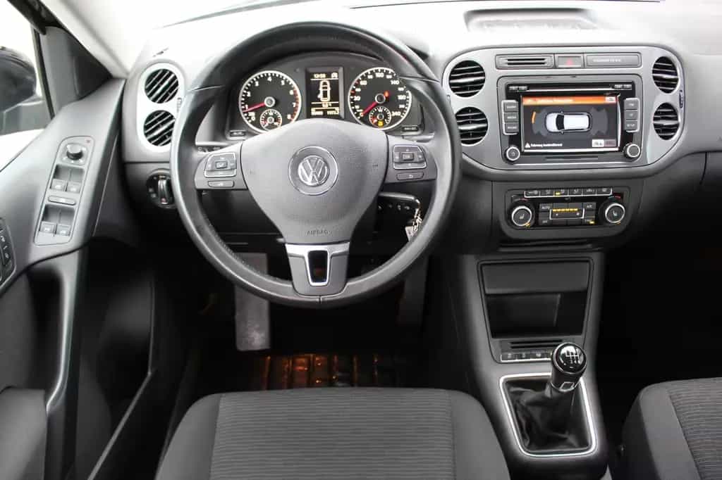 Volkswagen Tiguan 12/2014-photo-12