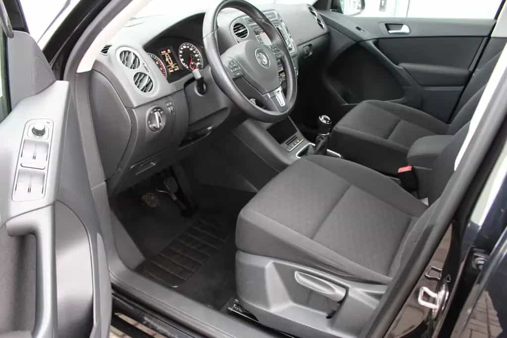 Volkswagen Tiguan 12/2014-photo-8
