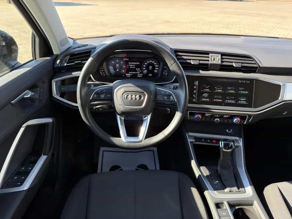 Audi Q3 35 TDI, S Tronic, Led, Klima, SzHz, ACC 12/2019-photo-9