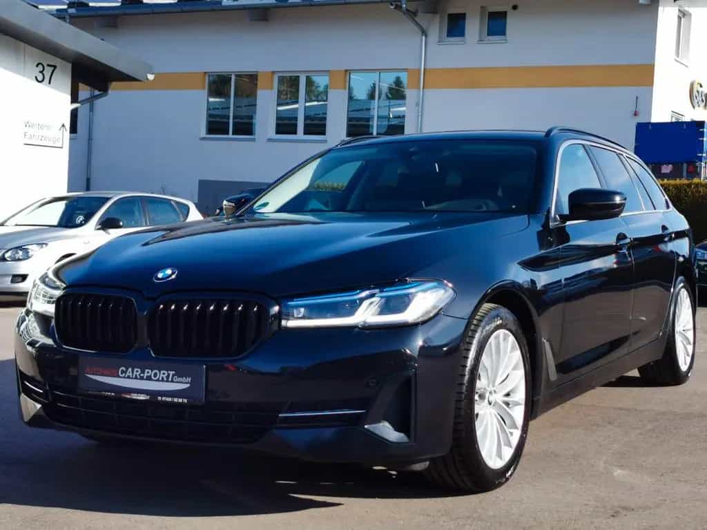 BMW 5 Series 520d | STHZ | LEDER | RFK | ASSIST | HEAD-UP | 08/2021-photo-0