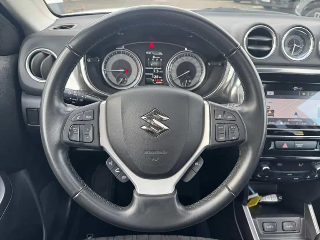 Suzuki Vitara 1.4 COMFORT+ SITZHEIZUNG PDC NAVI 11/2021-photo-12