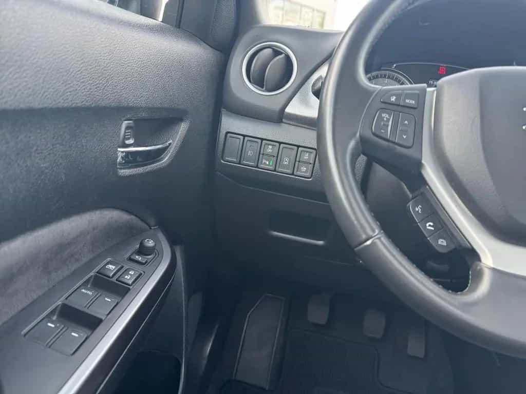 Suzuki Vitara 1.4 COMFORT+ SITZHEIZUNG PDC NAVI 11/2021-photo-13