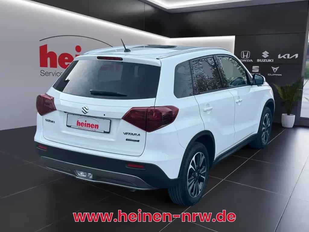 Suzuki Vitara 1.4 COMFORT+ SITZHEIZUNG PDC NAVI 11/2021-photo-3