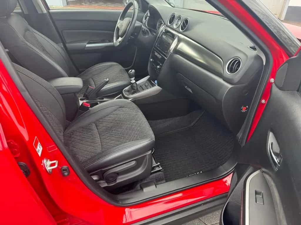 Suzuki Vitara 1.4 Comfort Plus RÜCKFAHRKAMERA+PDC+NAVI 11/2021-photo-9