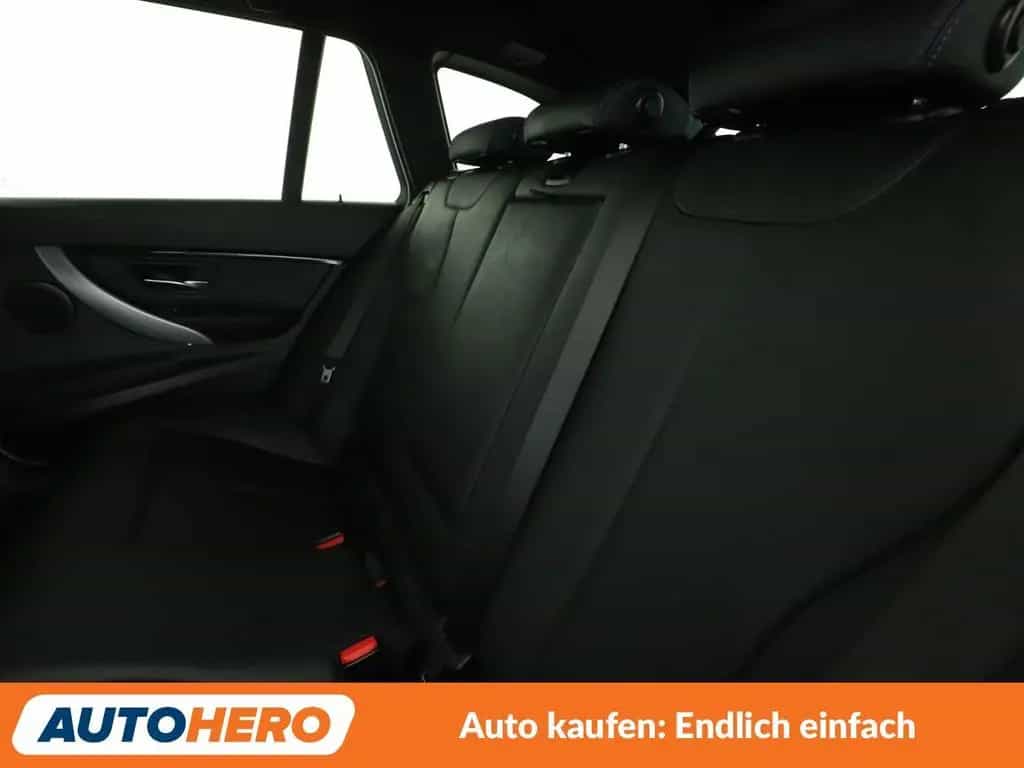 BMW 320 3er 320d xDrive M Sport Shadow Aut.*NAVI*LED*ACC 01/2019-photo-13