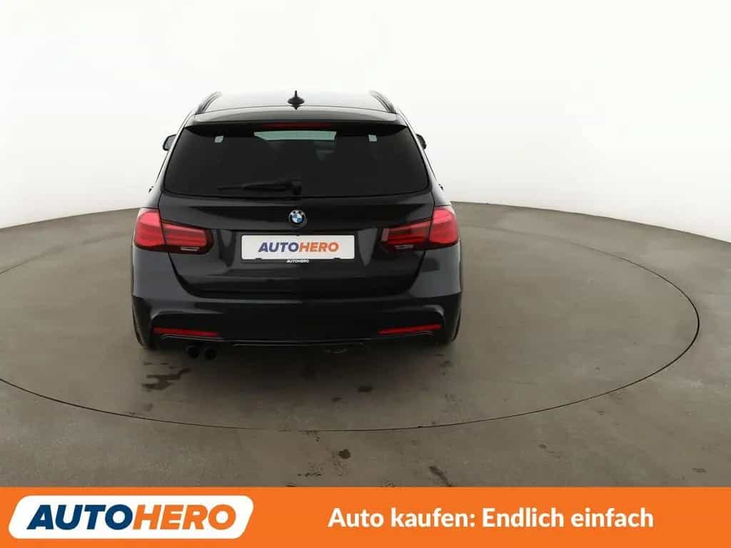 BMW 320 3er 320d xDrive M Sport Shadow Aut.*NAVI*LED*ACC 01/2019-photo-4