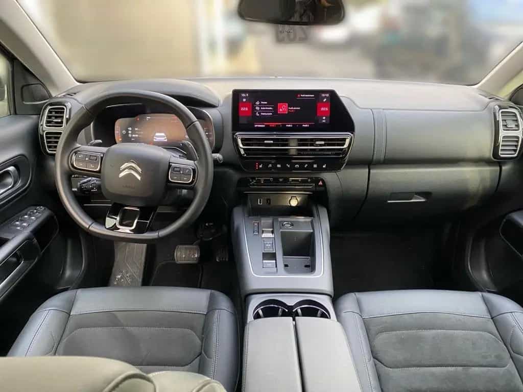 Citroën C5 Aircross Pure Tech 130 EAT8 SHINE - 12/2023-photo-9