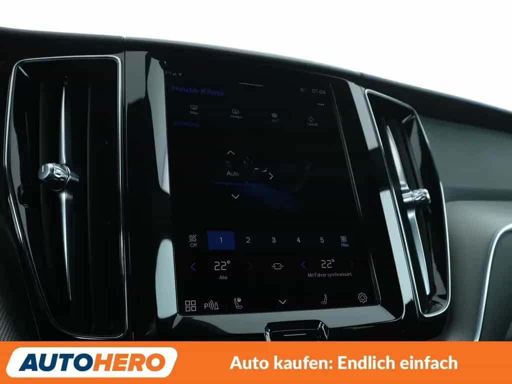 Volvo XC60 2.0 B4 R Design 2WD Aut.*ACC*HARMAN/KARDON* 04/2022-photo-22