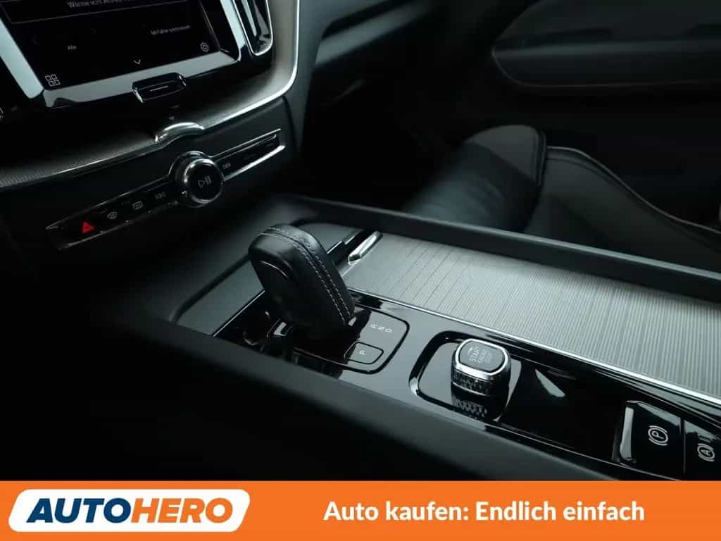 Volvo XC60 2.0 B4 R Design 2WD Aut.*ACC*HARMAN/KARDON* 04/2022-photo-27