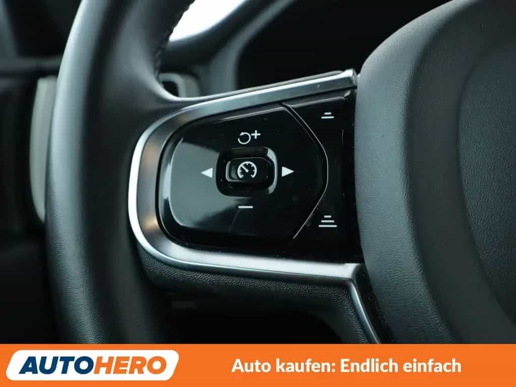 Volvo XC60 2.0 B4 R Design 2WD Aut.*ACC*HARMAN/KARDON* 04/2022-photo-30