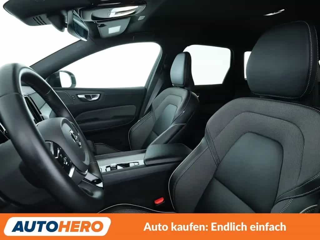 Volvo XC60 2.0 B4 R Design 2WD Aut.*ACC*HARMAN/KARDON* 04/2022-photo-9