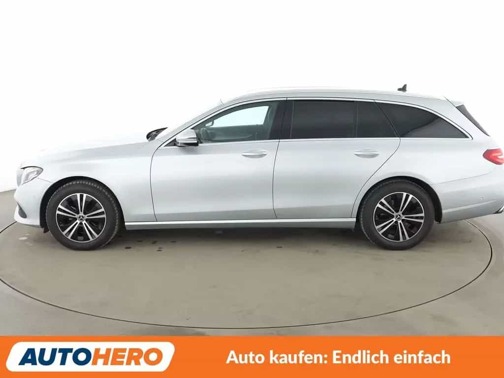Mercedes-Benz E 220 E-Klasse E 220 d Avantgarde Aut.*NAVI*TEMPO*CAM* 11/2020-photo-2