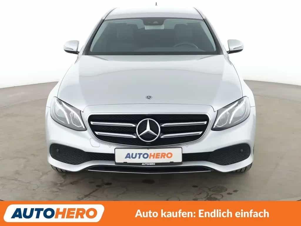 Mercedes-Benz E 220 E-Klasse E 220 d Avantgarde Aut.*NAVI*TEMPO*CAM* 11/2020-photo-8