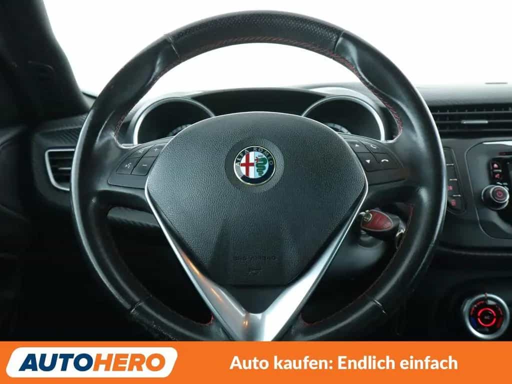Alfa Romeo Giulietta 1.4 Turbo Sprint *PDC*SHZ*ALU*KLIMA* 05/2015-photo-18