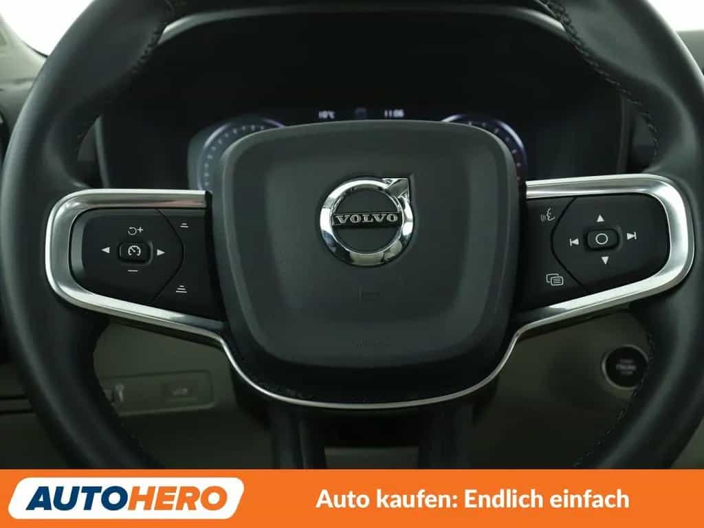 Volvo XC40 2.0 B5 Mild-Hybrid Inscription AWD Aut.*NAV 09/2021-photo-18