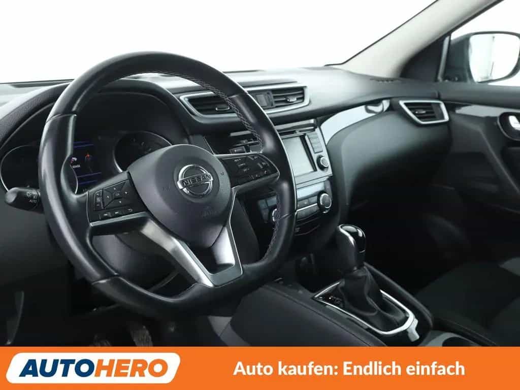 Nissan Qashqai 1.3 DIG-T Zama Aut.*NAVI*360°CAM*SPUR* 02/2021-photo-10