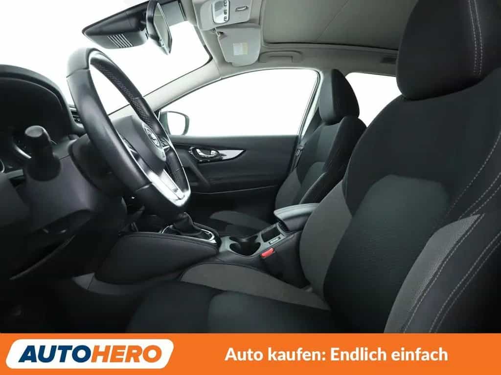 Nissan Qashqai 1.3 DIG-T Zama Aut.*NAVI*360°CAM*SPUR* 02/2021-photo-9