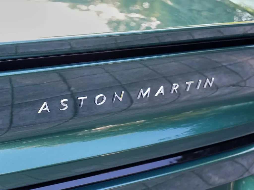 Aston Martin Vanquish Volante Bowers & Wilkins Malachite / Gl null-photo-24