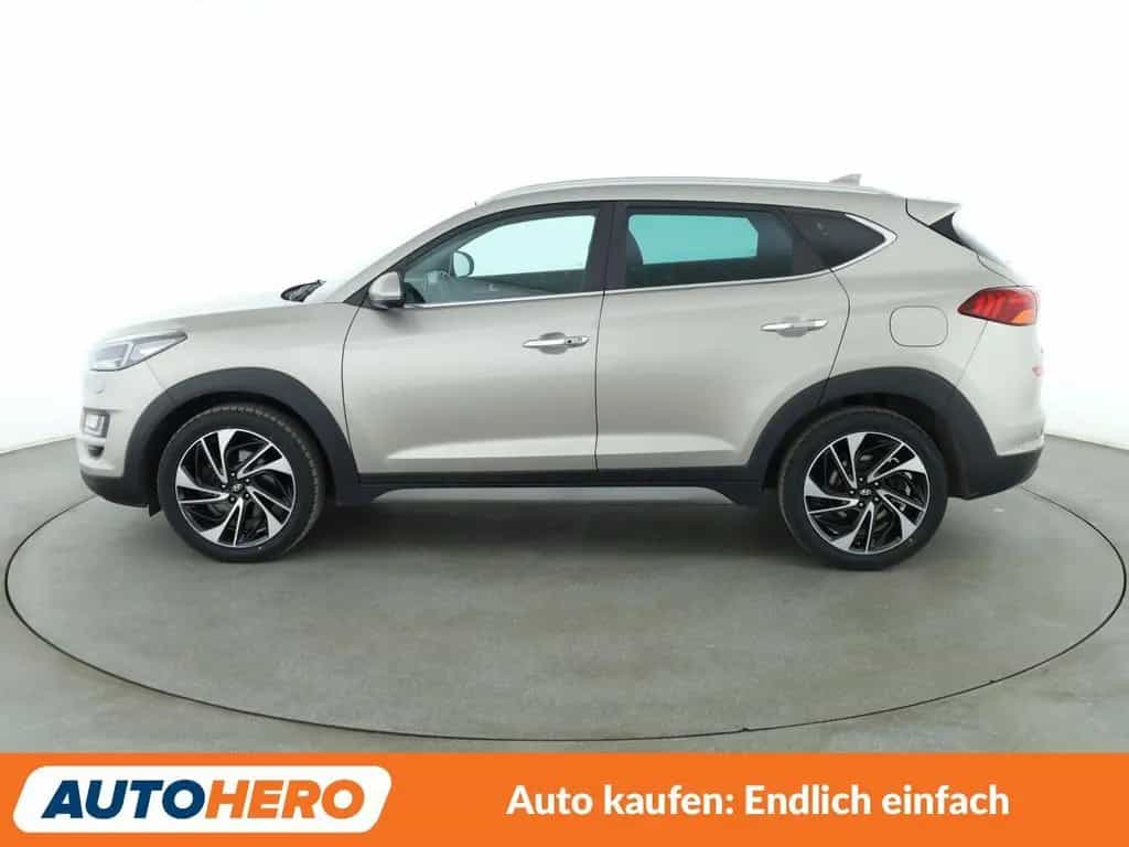 Hyundai Tucson 1.6 TGDI Premium 4WD Aut.*NAVI*360CAM*LED 06/2019-photo-1